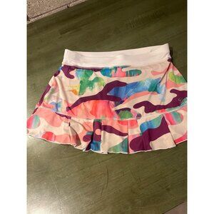 Sofibella Womens Medium Tennis Skort With Colorful Abstract Print & Ruffle Hem